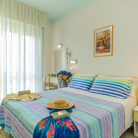Hotel Puppi Cattolica Luaran gambar