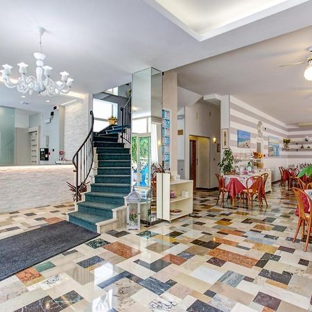 Hotel Puppi Cattolica Luaran gambar