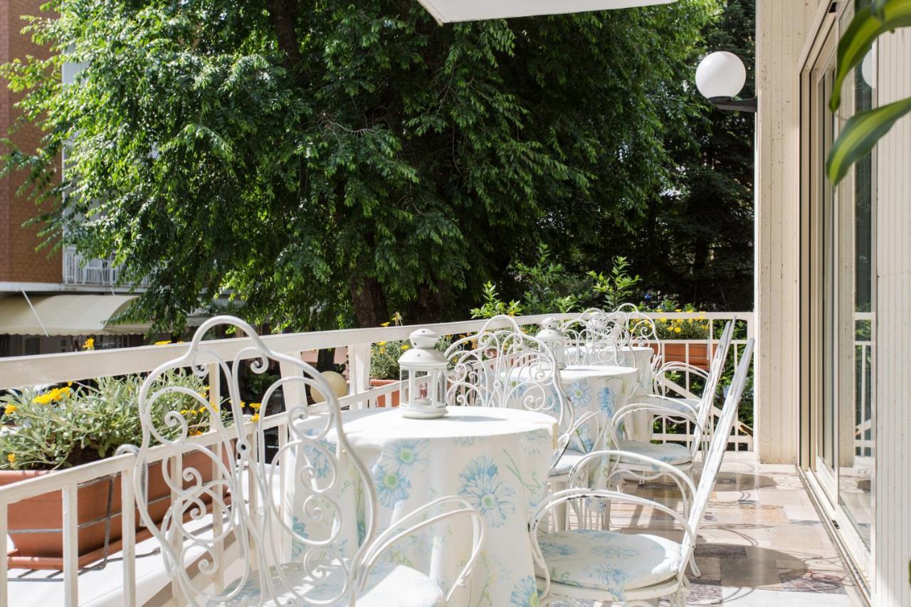 Hotel Puppi Cattolica Luaran gambar